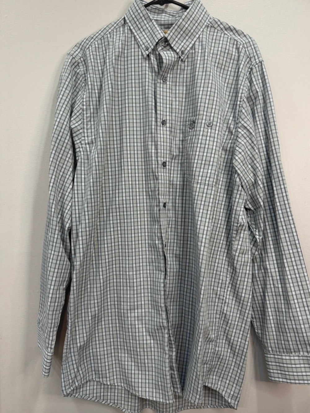 Men's Long-Sleeve Gray and White Check Dress Shirt